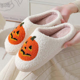 Halloweenské dýňové plyšové papuče