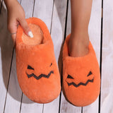 Dětské plyšové papuče s motivem dýně na Halloween
