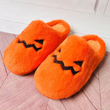 Dětské plyšové papuče s motivem dýně na Halloween