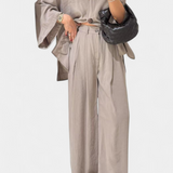 Eli Oversized sada – top s výstřihem do V a rovné kalhoty