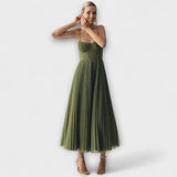 Lucrezia – elegantní šaty s půvabem